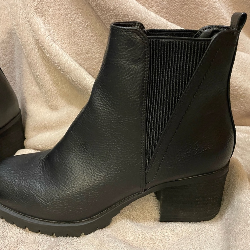 MIA Black Ankle Booties-size 9M